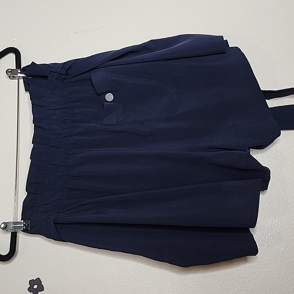 Athleta Navy Women's Shorts - Picture 7 of 9